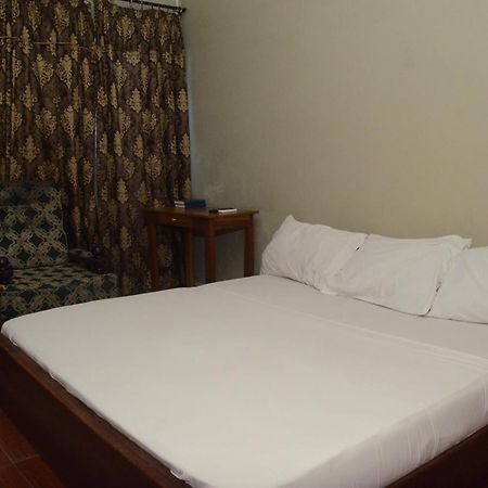 Hotel Ambassadors Lome Exterior photo